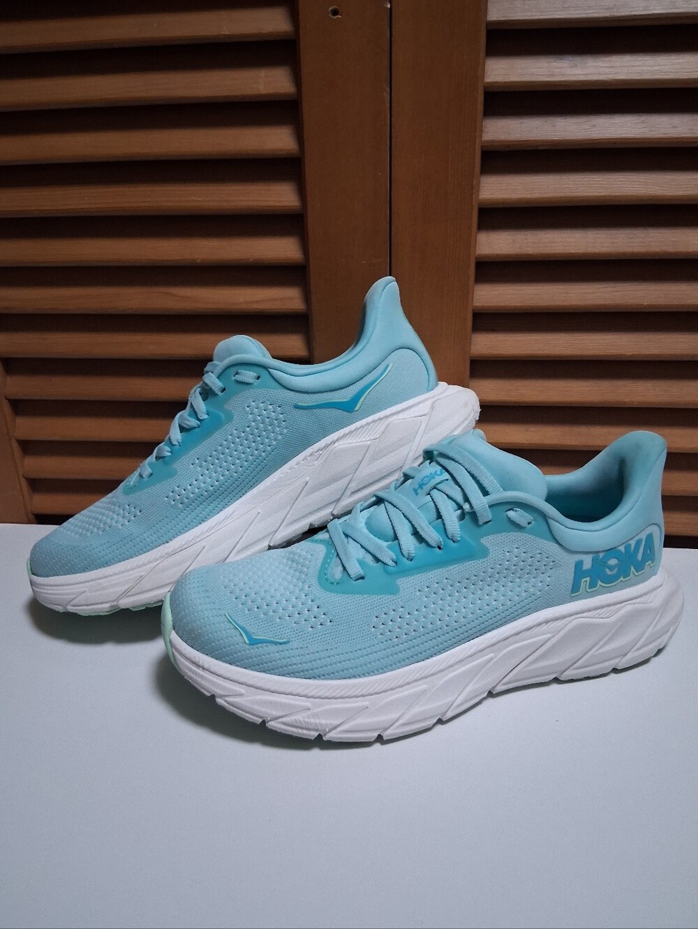 Hoka Arahi 7 Women's Running Shoe * Size: 6B